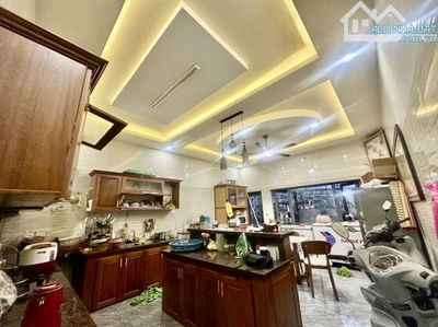 SIÊU PHẨM PHỐ PHAN BÁ PHIẾN, SƠN TRÀ – 3 TẦNG HIỆN ĐẠI, MỚI ĐẸP, VALI Ở NGAY – CHỈ 6.X TỶ