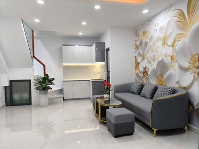 Nhà Bán Mới 100% vào ở liền ngay tại Hưng Phú P8 Q8