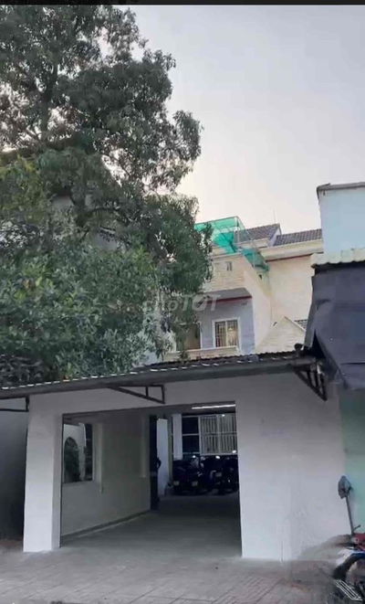 nhà Mặt tiền võ văn hát long trường quận 9