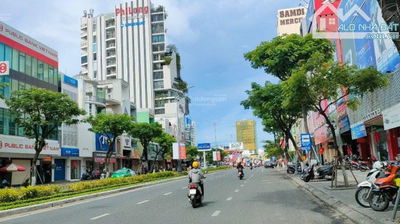 🔥 Bán Nhà 4 Tầng đường Nguyễn Văn Linh – 106m² – Giá Chỉ 24,3 Tỷ | vị trí vàng