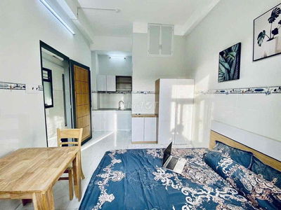 PHÒNG STUDIO FULL NỘI THẤT - THANG MÁY BẢO VỆ - CHỢ HOÀNG HOA THÁM