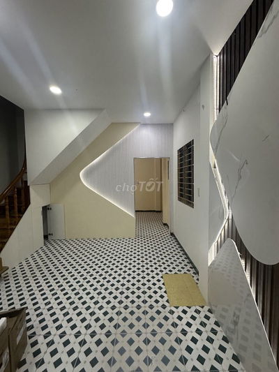 Nhà MỚI SƠN SỬA - Sân Xe Rộng🇻🇳 DT 5,5 x14m🇻🇳 full máy lạnh- 3PN-2WC