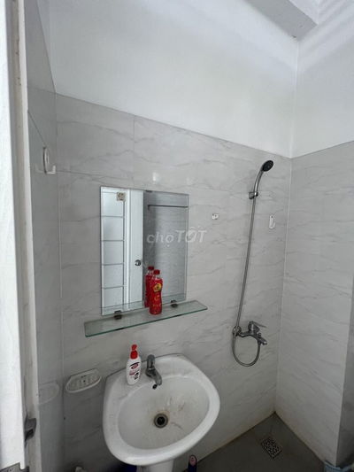 Nhà Quận 6 Rộng Yên Tĩnh Không Chung Chủ
