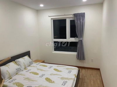Cho thuê căn hộ Diamond Riverside, 74m, 2pn, 2wc nhà trống 8tr