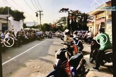 Bán gấp nhà hẻm xe tải tránh nhau p. Trường Thọ Thủ Đức 78m2 chỉ 6,4 tỷ