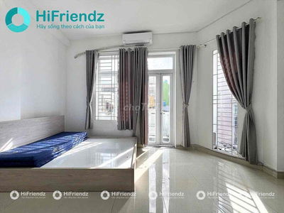 TRỐNG LẠI STUDIO BAN CÔNG CỬA SỔ RỘNG THOÁNG NGAY CHỢ BÀ CHIỂU