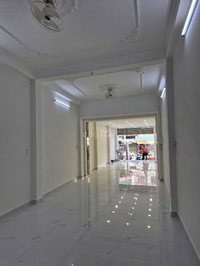 MẶT TIỀN KD TT Q.8, 4 TẦNG, 6PN, 86m², SHR, GẦN CẦU NGUYỄN TRI PHƯƠNG