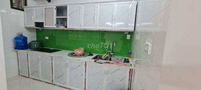 Cho thuê căn hộ tập thể, 2 ngủ riêng biệt ở Phạm Văn Đồng, DT 75m2