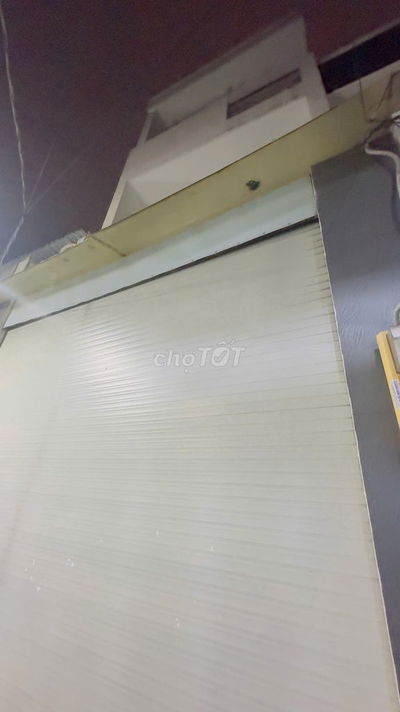 Nhà 1trệt 2 lầu, ngay chợ Hiệp Bình, giá 4,8tỷ.