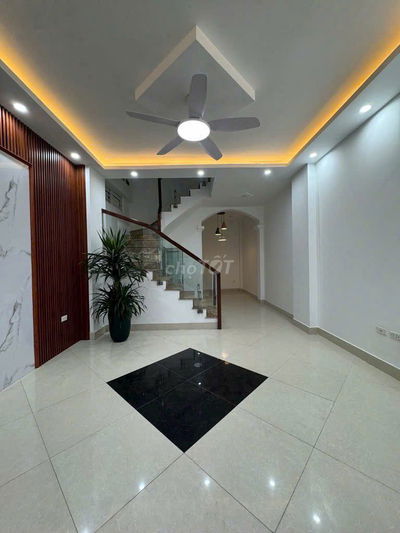 Ngô Gia Tự - Nguyên Căn - 50m2 ×3 Tầng - 9Tr