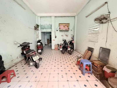 BÁN NHÀ GẦN MẶT TIỀN TRƯỜNG CHINH 77m2 , 7,2 tỷ  - Kết cấu: 1trệt -1lầ