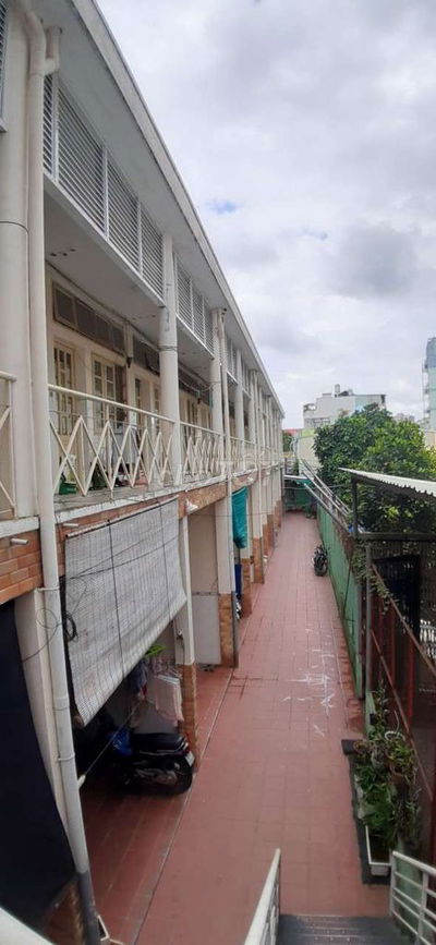Phòng trọ 30 m2 , Tây Hòa yên tĩnh ,máy lạnh
