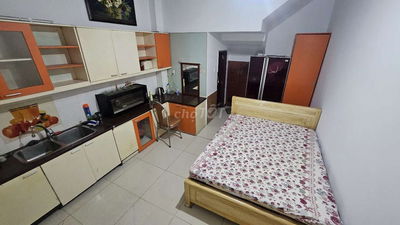 Cho thuê 3 phòng 30m2 tại đường D5, p.25, Bình thạnh nội thất cao cấp