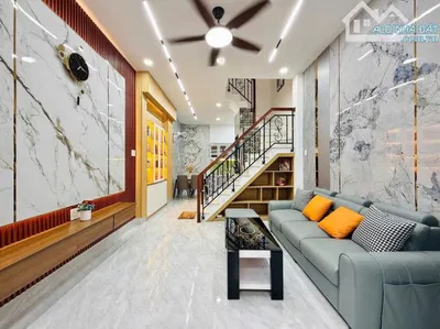 ⭐ Nhà đẹp mới hoàn công đường Hoàng Văn Thụ - Quận Tân Bình / 42,8m² / 2 Tỷ 260