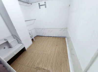 - CÒN  1 P.riêng 2ng 25m2  full nội thất  1tr