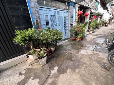 Cần Bán Nhà 1 tỷ 730, 2 Tầng, Đường Huỳnh Tấn Phát, P Tân Thuận, Q7