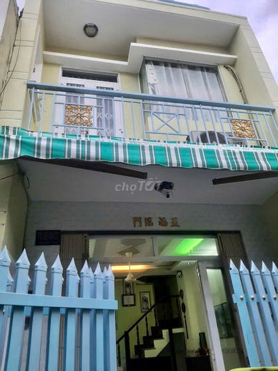 Bán nhà chính chủ sổ hồng hoàn công full nội thất hướng Đông Nam