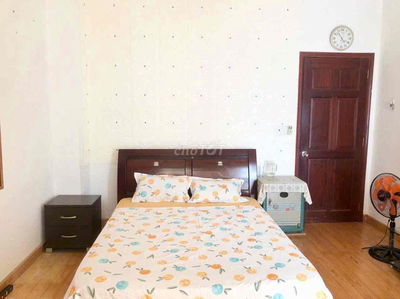 căn hộ ban công full nội thất