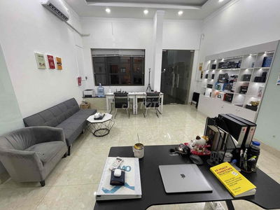 cho thuê tầng trệt giá 9triệu cityland lối đi riêng