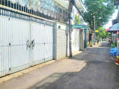 NHÀ 3 TẦNG 92.3m2 CĂN GÓC HẺM XE TẢI ĐƯỜNG QUANG TRUNG, ĐỐI DIỆN UBND.
