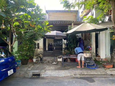 5T3  NHA  LỮNG TTAM HÔIAN KHU VILA HST- KS  ĐG  5.5M GIA BĂN K  BTONG