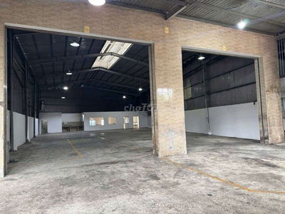 Cho thuê nhà xưởng kinh doanh.800m2 giá thuê 45 triệu