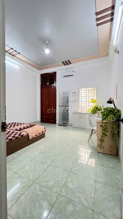 PHÒNG TRỌ NỘI THẤT CƠ BẢN GẦN NGÃ BA ĐÔNG QUANG