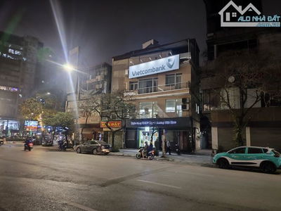 Cho thuê nhà 84 Văn Cao, Ba Đình, Hà Nội