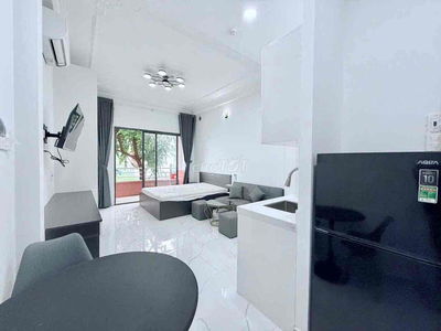PHÒNG BAN CÔNG 35M2, FULL NT Ở ĐIỆN BIÊN PHỦ, P17, BÌNH THẠNH, GẦN UEF