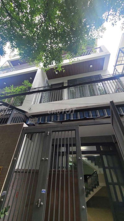 CHỦ CẦN TIỀN BÁN GẤP NHÀ 60M2 - 4 TẦNG - HẺM XE HƠI - TÂN PHÚ