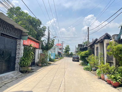 Bán nhà SR, TC, DT 5 X 28, P.Tân Phong, đường 6m thông, chỉ 3,2 tỷ