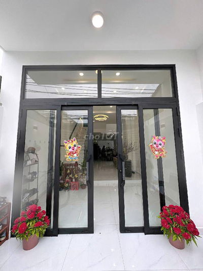 BÁN NHÀ 3 TẦNG LÊ VĂN QUỚI GẦN MẶT TIỀN ĐƯỜNG SÁT 4 XÃ