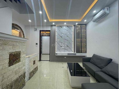 Nhà đẹp Khương Trung! Ngõ ba gác rộng, 30m ra ô tô, nhà dân xây. 7,9ty
