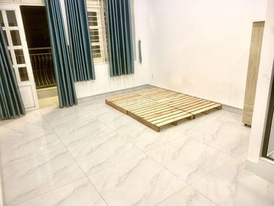 Cho Thuê Phòng Mới Ban Công Rộng Thông Thoáng Giá Rẻ 3tr