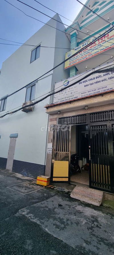 CHO THUÊ NGUYÊN CĂN 3 tầng TRUNG TÂM TÂN PHÚ GIÁ 13,5 TRIỆU