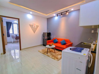 CĂN HỘ 1PN-1PK FULL NT 40M2 NGAY SÁT ĐH UEH- BÁCH KHOA