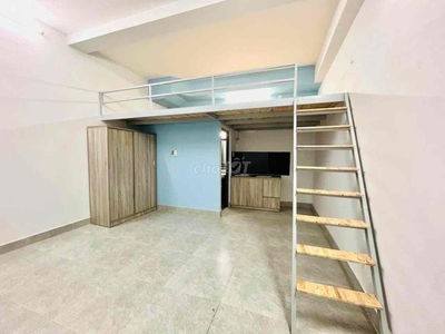 Cho Thuê Phòng Gác siêu rộng thang máy bảo vệ