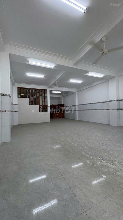 DIỆN TÍCH CỰC LỚN!!! Nhà mới 4 tấm Tân Hóa P1. 7m x 18m.. 15 tỷ