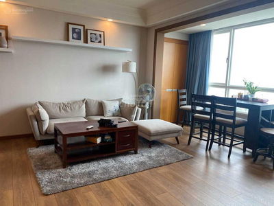 Bán căn hộ 3 phòng ngủ, lầu cao view sông và Bitexco đẹp giá 10.7 tỷ