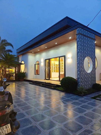 Bán biệt thự sân vườn