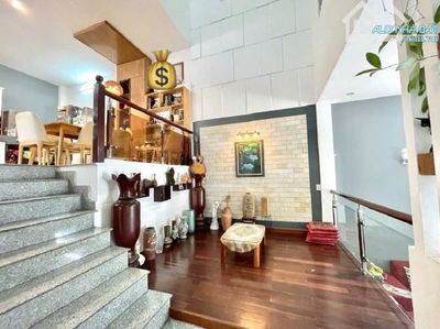 NHÀ ĐẸP LÔ GÓC 2 MẶT PHỐ KHU HÓT HÒA CƯỜNG HẢI CHÂU 3 TẦNG MỚI ĐẸP CHỈ 12 TỶ X