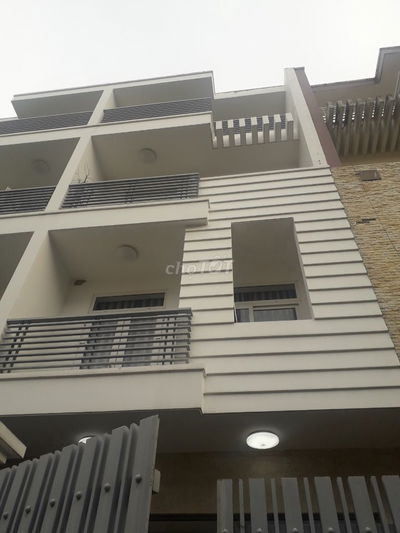 Cho thuê nhà KDC Đại Phúc (Có hầm xe), Bình Chánh (Phạm Hùng Nối dài).