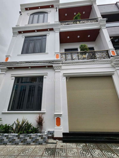 Chuyển Công Tác Cần Bán Biệt Thự 3 Tầng Ngang 8m Ngay Siêu Thị MeGa