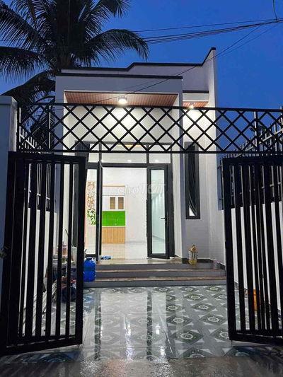 nhà cấp 4 85m2  3 phòng ngủ Đường s4 Lò Lu , Trường Thạnh Q.9 cũ