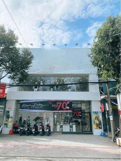 MẶT TIỀN 8M X 20M TRỆT LẦU TRỐNG SUỐT NGAY NGUYỄN TRI PHƯƠNG