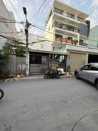 Nhà đường Lê cơ diện tích 5 x 15 có hai phòng ngủ giá 9 triệu TL