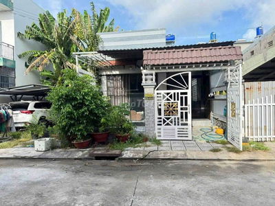 Sang tên nhà cấp 4 gần cầu chợ Đệm, cách chợ Đệm 1km