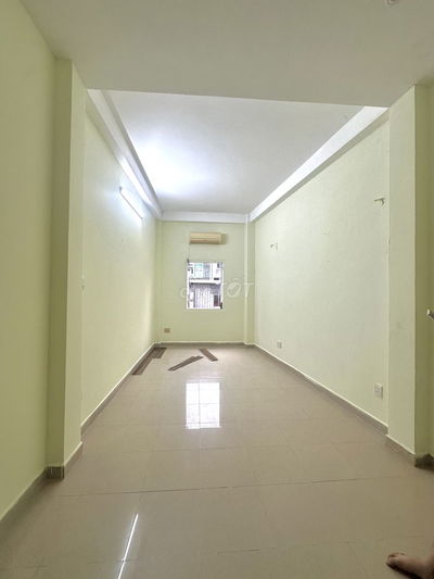 phòng trọ 25m2 ngay ngã tư hàng xanh quận bình thạnh