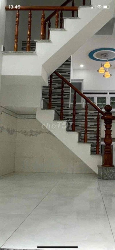 Trệt lầu 2pn 2wc hẻm xe hơi mới Rẻ chốt lẹ
