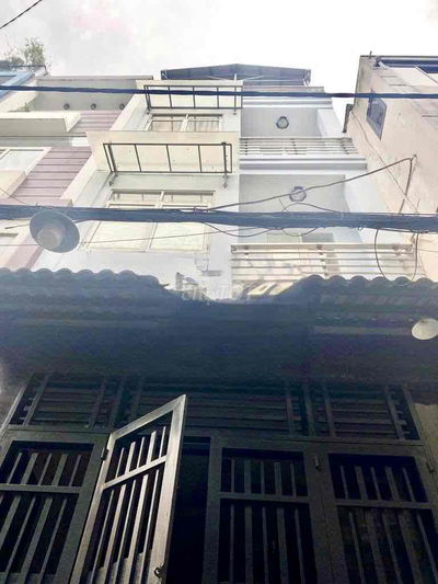 Nhà 1 trệt 3 lầu full nội thất 4PN 3WC, phù hợp gđ, sv ở, KDOL rất ok